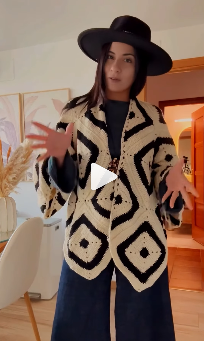 Chaqueta boho chic de crochet